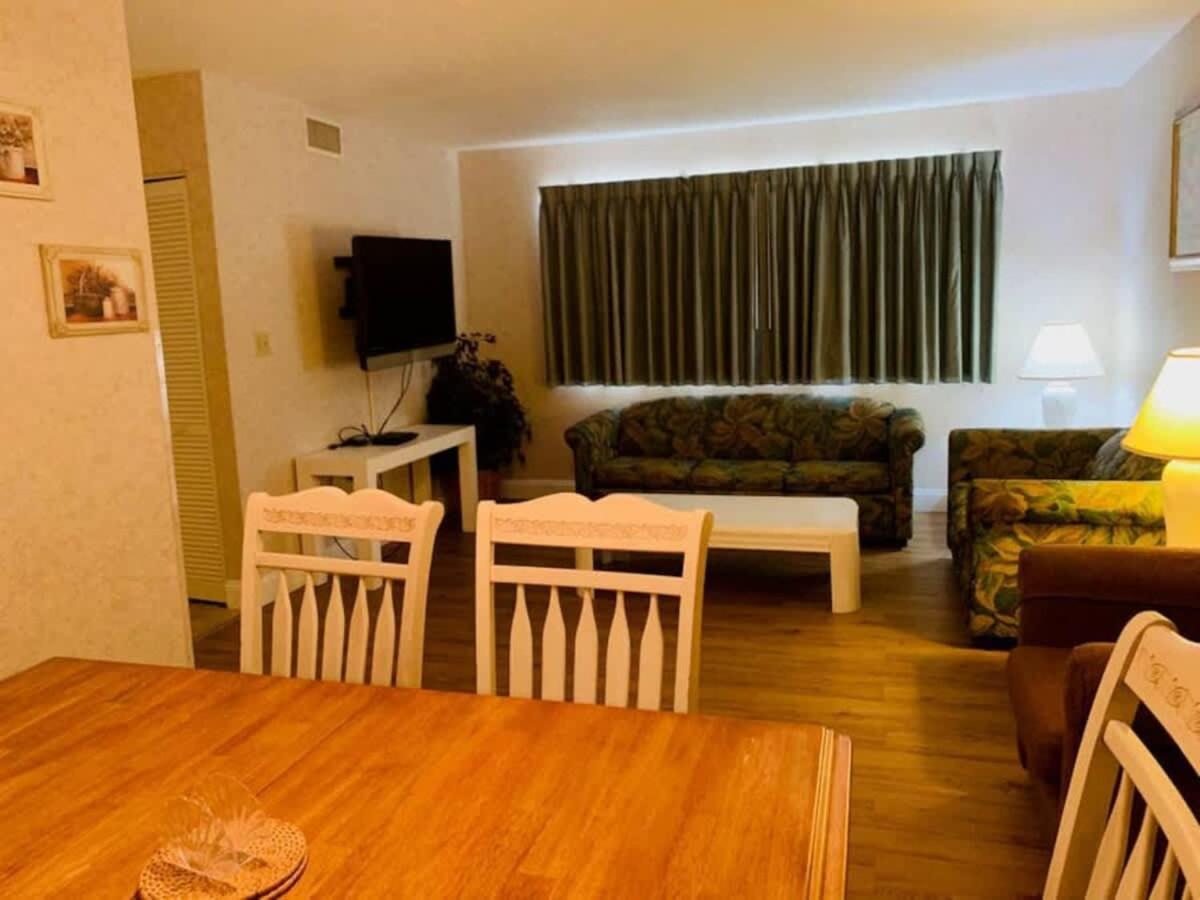 מירטל ביץ' *Delightful Family Beach Retreat*Pool, Steps To The Sand*H32-3 מראה חיצוני תמונה